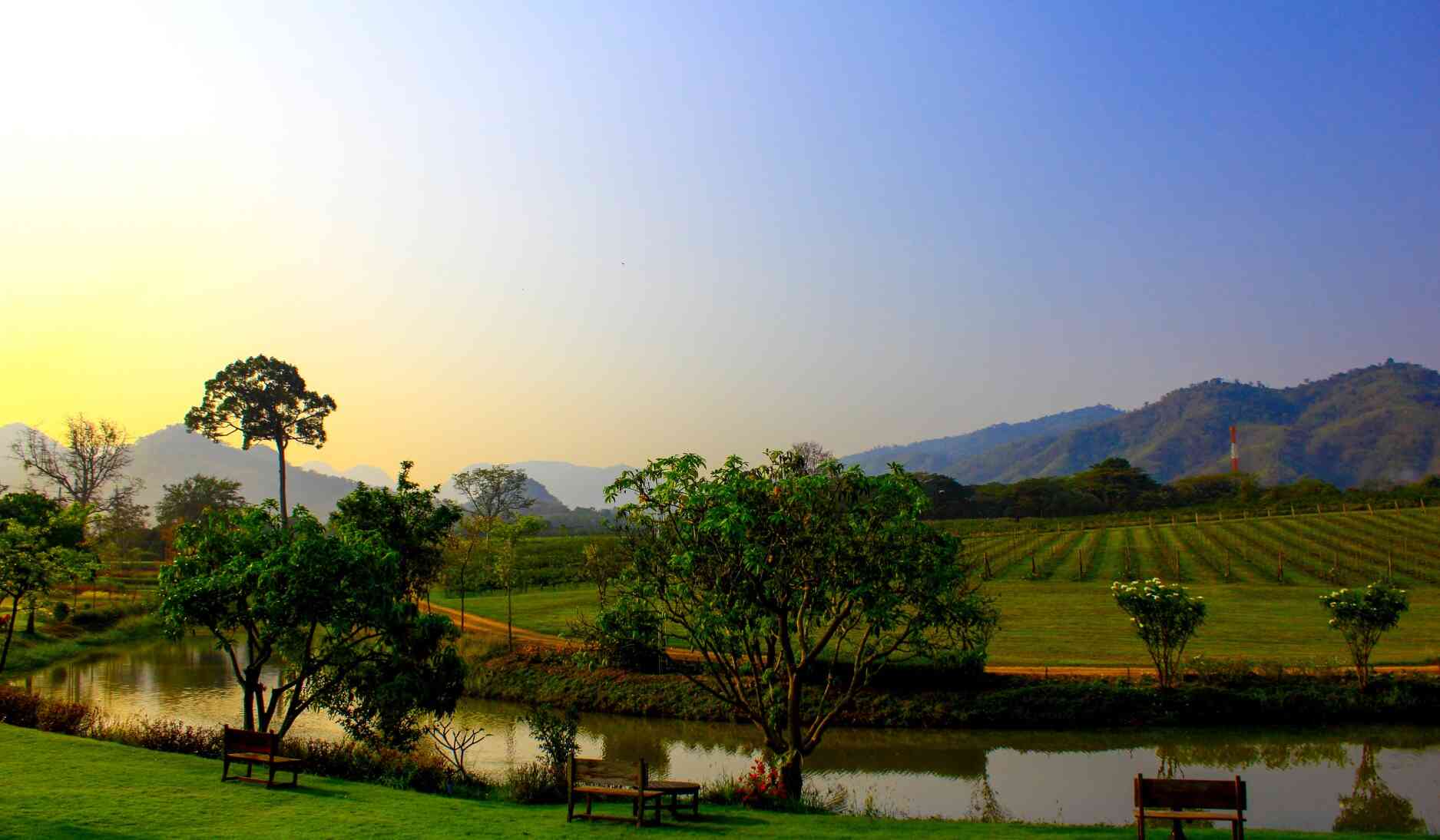 PB_valley_khao_yai_Thailand