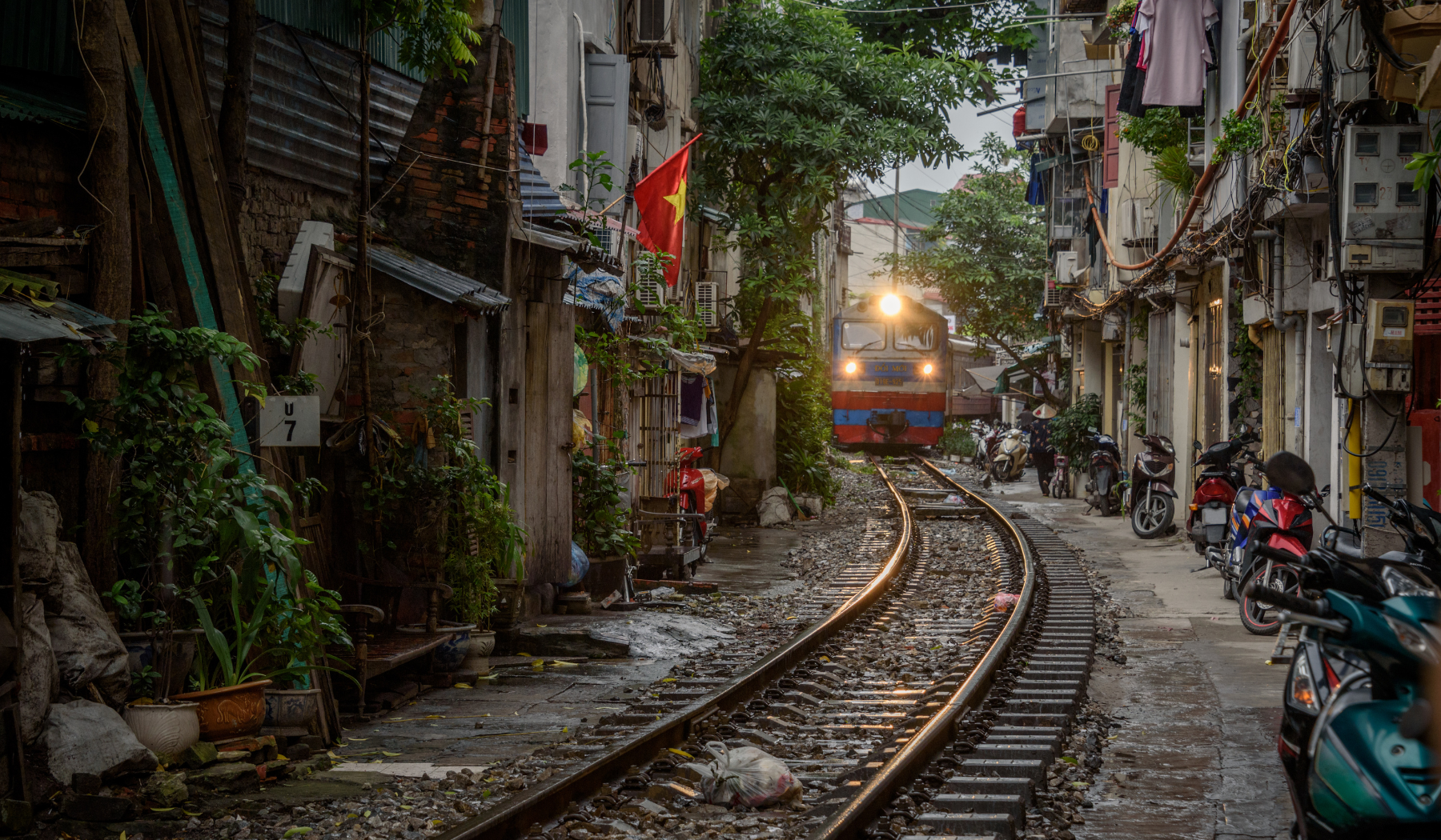 train-street-hanoi-vietnam